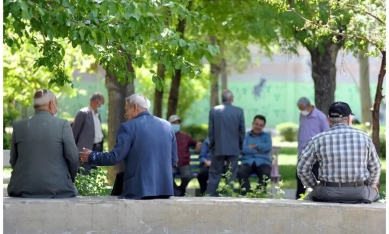شوک بزرگ به بازنشستگان: تورم بیسابقه معوقات را بلعید و سفرهها را کوچکتر کرد!