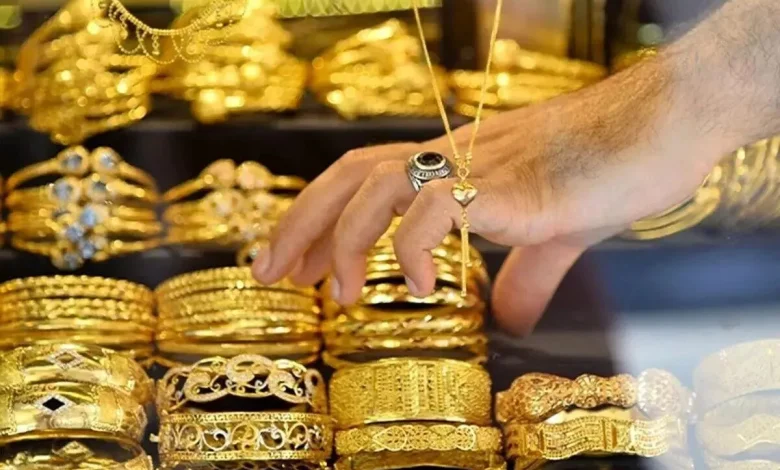 سقوط قیمت طلا در پی تهدیدات جنگی ترامپ علیه ایران! | آینده نرخ بهره آمریکا چه میشود؟
