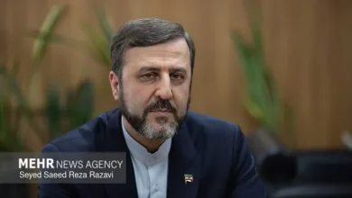 غریب‌آبادی: تنگه هرمز هنوز بسته است؛ شروط نظامی ایران برای مسیرهای جدید و هشدار به آمریکا