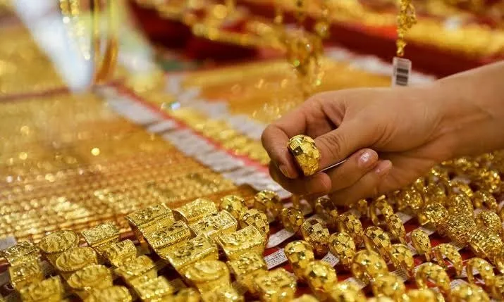 سقوط آزاد طلا در بازار جهانی: عامل اصلی کاهش بیسابقه چیست؟