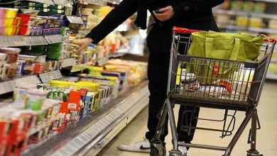 دلار، ریشه گرانی کالاهای اساسی: با وجود عرضه کافی، چرا قیمت‌ها سر به فلک کشیدند؟