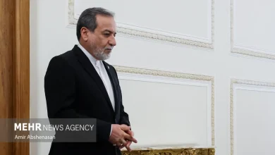 عراقچی از نیویورک: ایران آماده جنگ آخرالزمانی است، اما دیپلماسی واقعی را نمی‌بندد