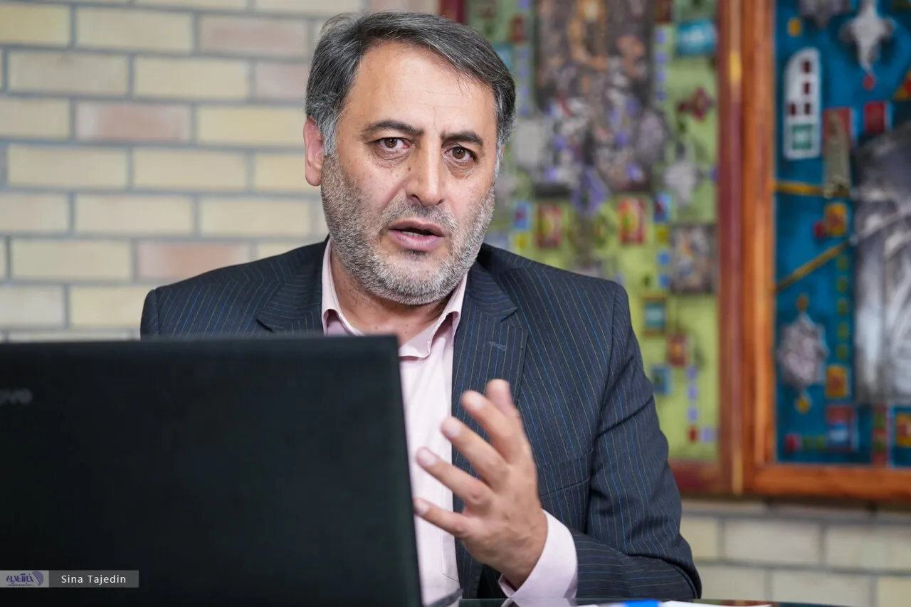 سیاهچاله اقتصادی ایران در دانشگاههای جهان تدریس میشود! ریشه تورم 138 درصدی کجاست؟
