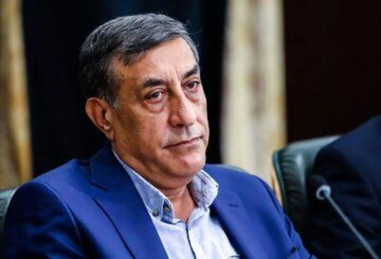 طرح معاون پزشکیان برای انرژی: بنزین ۱۳۰ هزار تومانی و سونامی تورم ۷۰۰ درصدی!