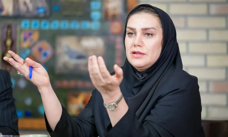 "هیس" گفتن به دانشآموز ممنوع: درسهایی از ۱۴۰۱ برای تعامل بهتر با نسل جدید