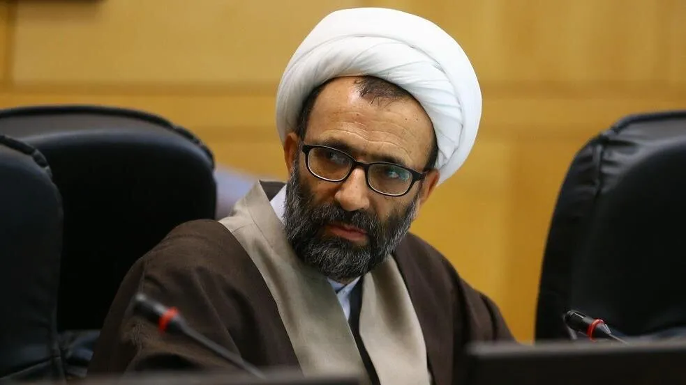 پیام‌های غیرمستقیم ایران و آمریکا: مجلس از شروط تهران و فشار واشنگتن می‌گوید