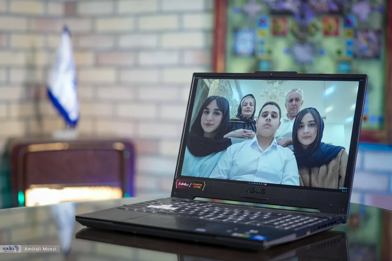معجزه کنکور و سهقلوهای گیلانی: از ۱۷ سال انتظار تا رتبههای برتر و آرزوی دندانپزشکی مشترک!